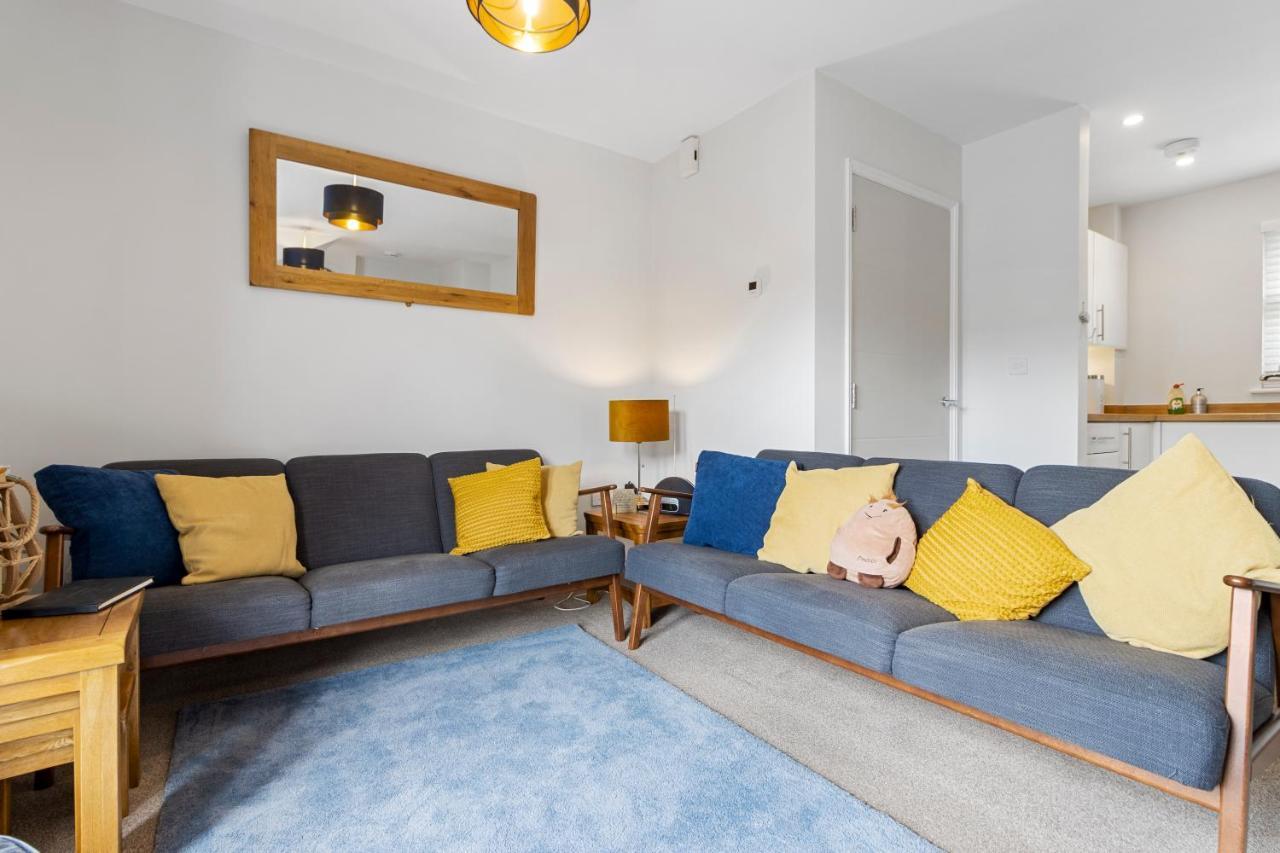Apartment A Modern And Cosy Just Yards From Brixham's Bustling Harbourside
