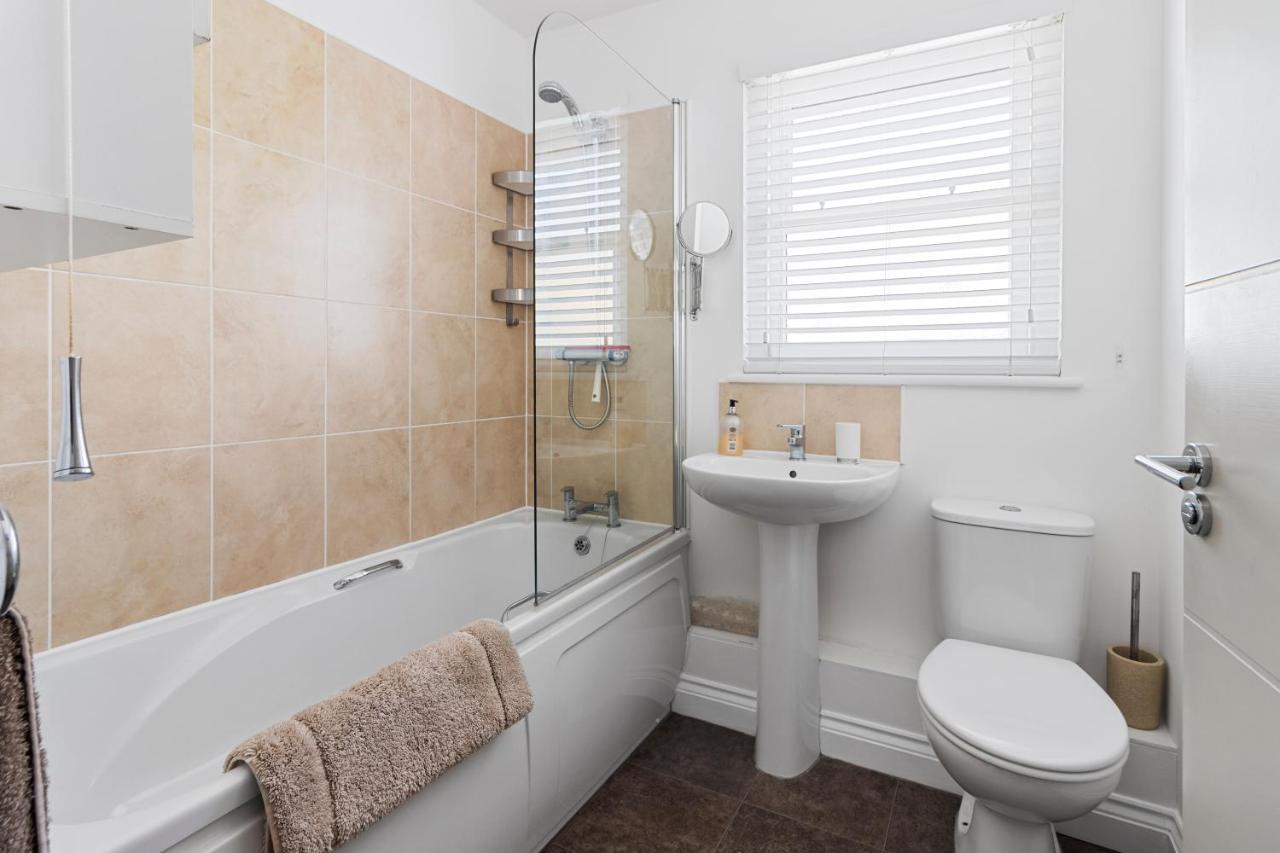 A Modern And Cosy Just Yards From Brixham's Bustling Harbourside * Brixham